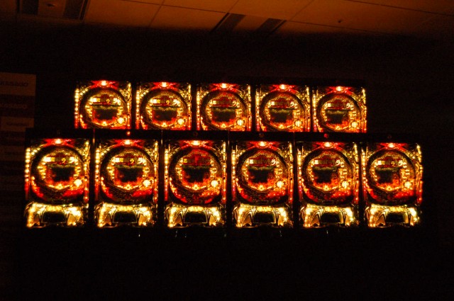 名機『CR悪魔城ドラキュラ』が間もなく導入！ - 特集｜DMMぱちタウン