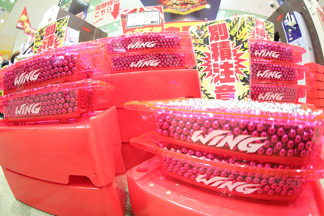 お客喜ぶ、お店ウレシイ！WING×WINGな関係！スペシャルゲスト