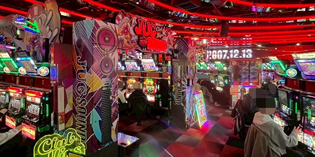 ARROW namBa HIPS(大阪府)の来店レポート(2025月12月16日)｜DMMぱちタウン