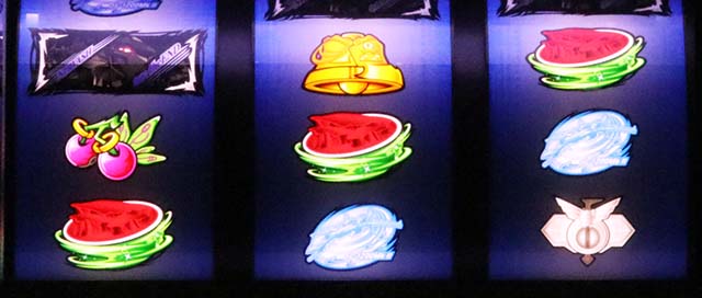 エウレカ3コンパクカウントチャンス中段チェリー