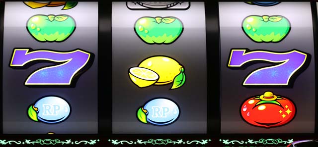 スーパーリノSPボーナスの上段青リンゴ