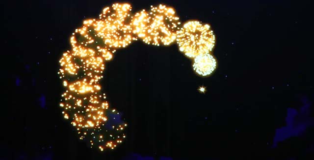 花火絶景花火百景ステージ消灯→打ち上げ花火演出