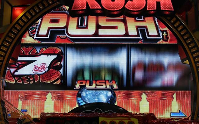 でかちり3連ボタンリーチ