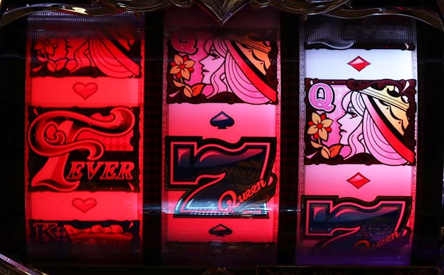 フィーバークィーンRUSH・リーチ前予告