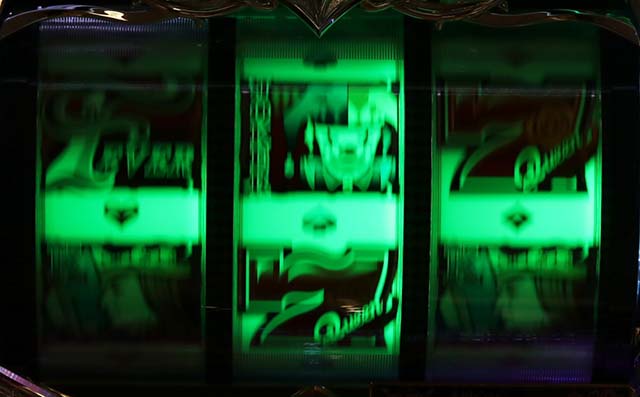 フィーバークィーンRUSH・リーチ前予告