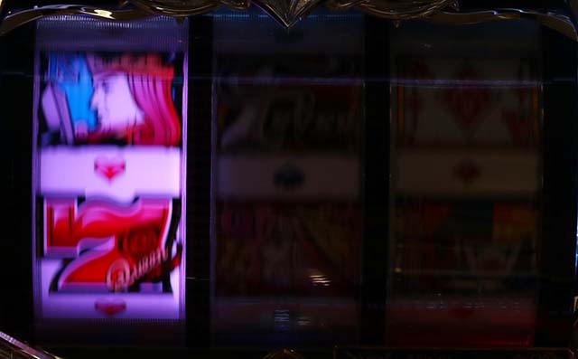 フィーバークィーンRUSH・リーチ前予告