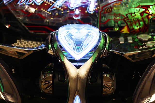 ぱちんこ・フィーバー革命機ヴァルヴレイヴ3（ヴヴヴ3）・裏ボタン