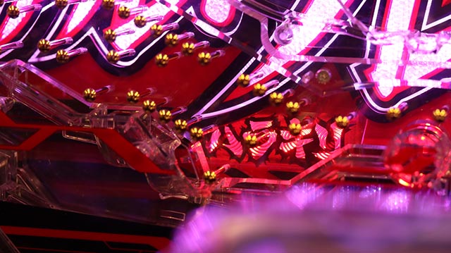 ぱちんこ・フィーバー革命機ヴァルヴレイヴ3（ヴヴヴ3）・裏ボタン