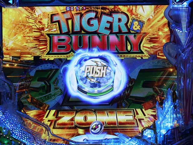 P TIGER＆BUNNY～完全無欠WILDスペック～（タイバニ）パチンコ