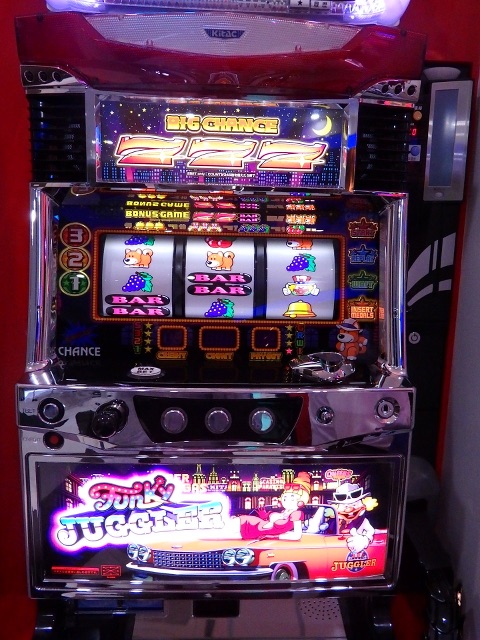 ファンキージャグラー ド派手な演出がパワーアップ！／ファンキージャグラー2 – 『遊技日本』