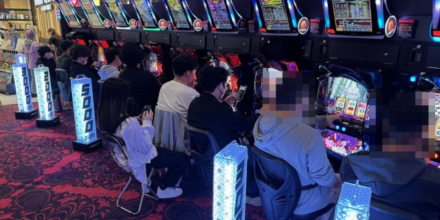 https://cdn.p-town.dmm.com/editor/__0_rakudan/＿＿マルハン用/0926MEGA合同/東大和/IMG_9385.jpg