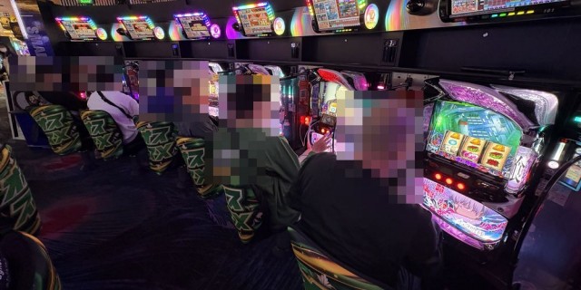 https://cdn.p-town.dmm.com/editor/__0_rakudan/＿＿マルハン用/0926MEGA合同/長野/IMG_7810.jpg