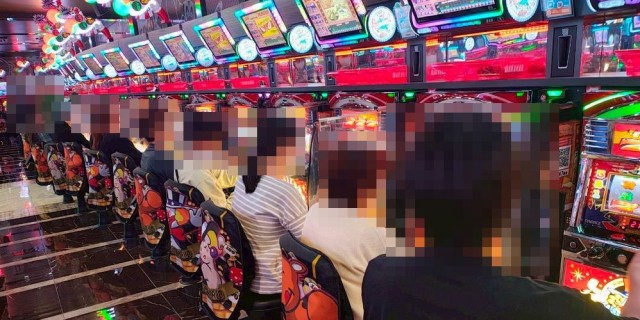 https://cdn.p-town.dmm.com/editor/__0_rakudan/＿＿＿格付け用/マルハン八王子0626/marugaikan.jpg