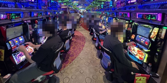 https://cdn.p-town.dmm.com/editor/__0_rakudan/__まん/楽園/6月/柏/0.png