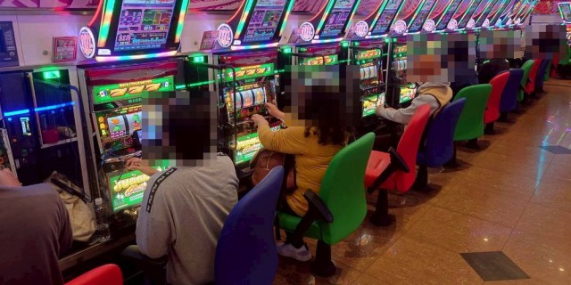 https://cdn.p-town.dmm.com/editor/__0_rakudan/__まん/_マスターズ玉越ほか/0328/0.png
