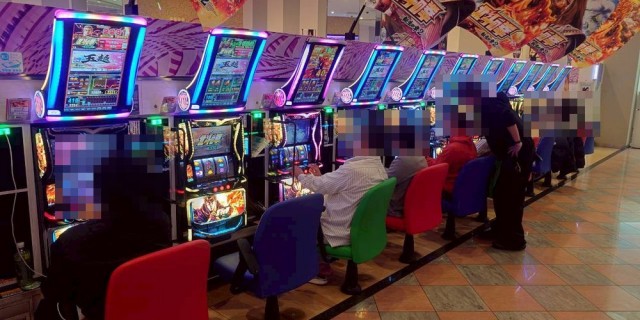 https://cdn.p-town.dmm.com/editor/__0_rakudan/__まん/_マスターズ玉越ほか/0328/0.png