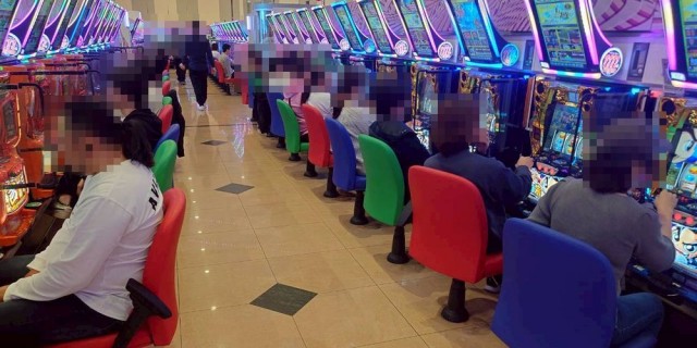 https://cdn.p-town.dmm.com/editor/__0_rakudan/__まん/_マスターズ玉越ほか/0411/0.png
