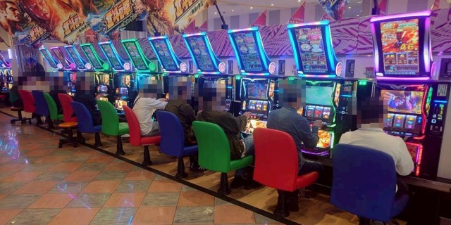 https://cdn.p-town.dmm.com/editor/__0_rakudan/__まん/_マスターズ玉越ほか/0509マスターズ/0.png