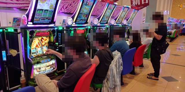 https://cdn.p-town.dmm.com/editor/__0_rakudan/__まん/_マスターズ玉越ほか/0704マスターズ/0.png