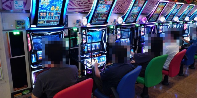 https://cdn.p-town.dmm.com/editor/__0_rakudan/__まん/_マスターズ玉越ほか/0822/0.png