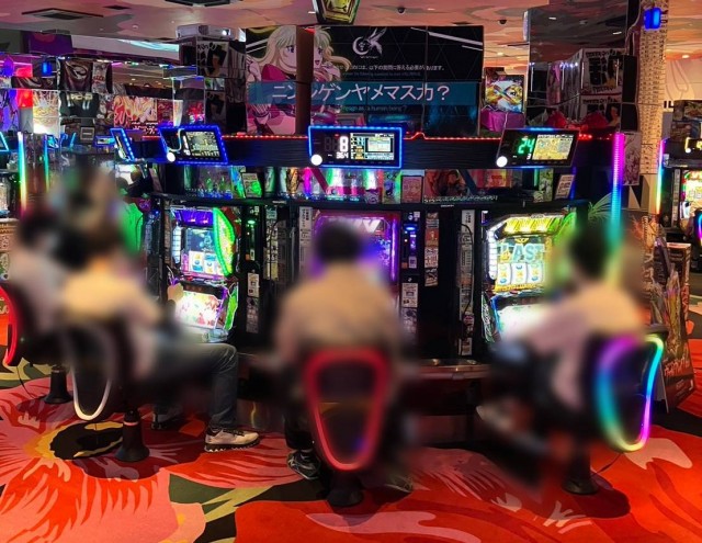 https://cdn.p-town.dmm.com/editor/__0_rakudan/__まん/_202605ムム/0830/mumuZEN.png