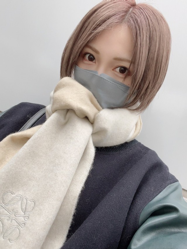 首は温かいけど財布は…？」 - 水樹あやのブログ：あやすたいる！BLOG