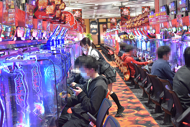 今年の年越しパチ＆スロは、リフレッシュしたばかりの「KING666