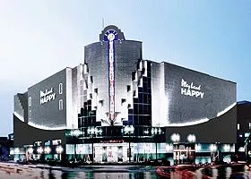 プレイランドハッピー栄町店の外観画像