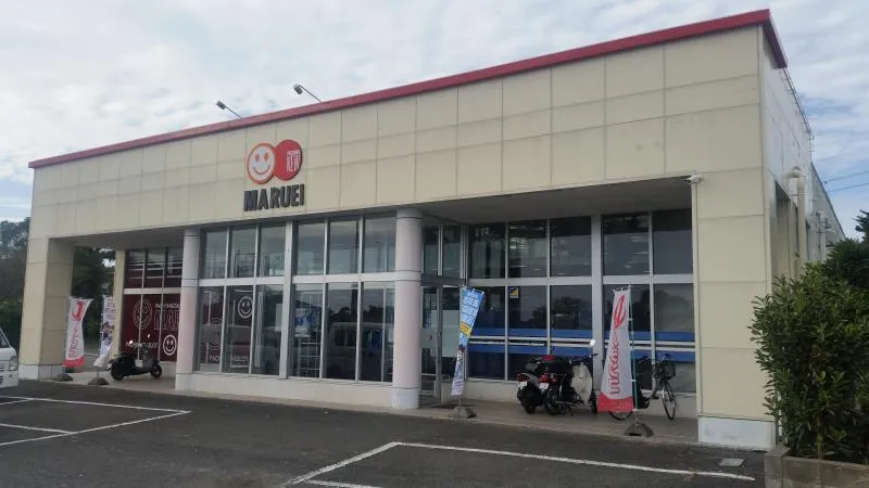 パーラーマルエイ石垣店の外観画像