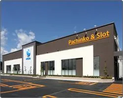 ニラク入間新光店の外観画像