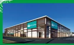 パラッツォ大阪三国店の外観画像