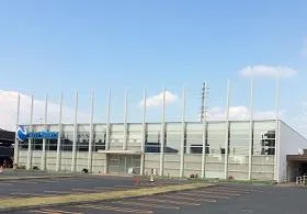 ニラク鴻巣中井店の外観画像