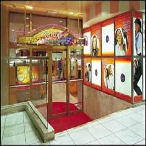 サントロペ松戸店の外観画像