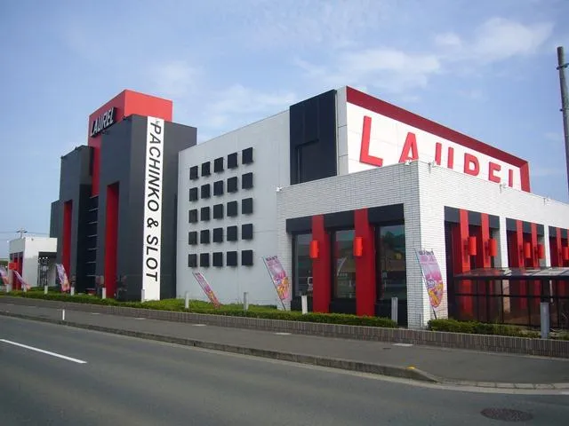 ローレル入野店の外観画像