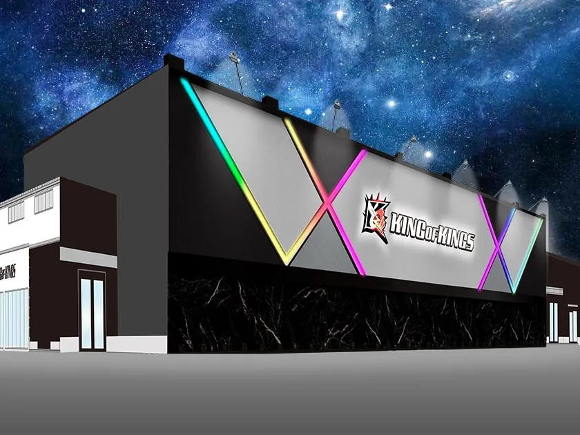 P.E.KING OF KINGS 高槻店の外観画像