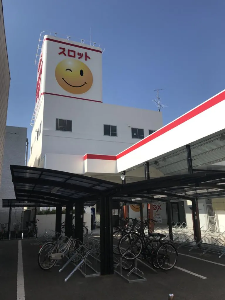 ハッピーボックス天美店の外観画像