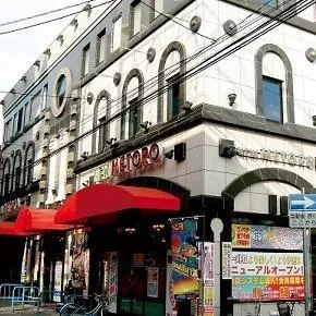 ニューメトロ甲子園口店の外観画像