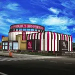 クィーンオブノースランド氷見店（氷見市）