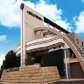 ハリウッド東岡山の外観画像