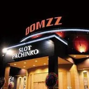 ドムズ岩国店の外観画像