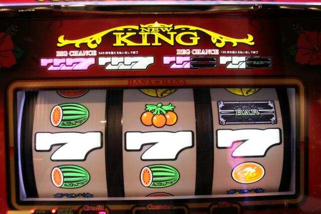 8月7日ハナハナの日に鉄板の30Φパイオニア『ニューキングハナハナ-30