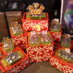 美しきプラチナムガールがお出迎え！ Platinum5の「5」に秘められた意味とは!?