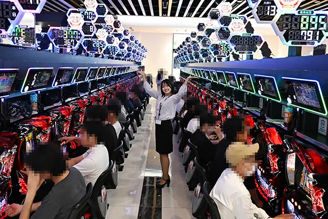 https://cdn.p-town.dmm.com/editor/ライティングZERO/tokusyu_shokunin/2025/08tsuki/0801_grankicona_nishiyodogawa/36.jpg