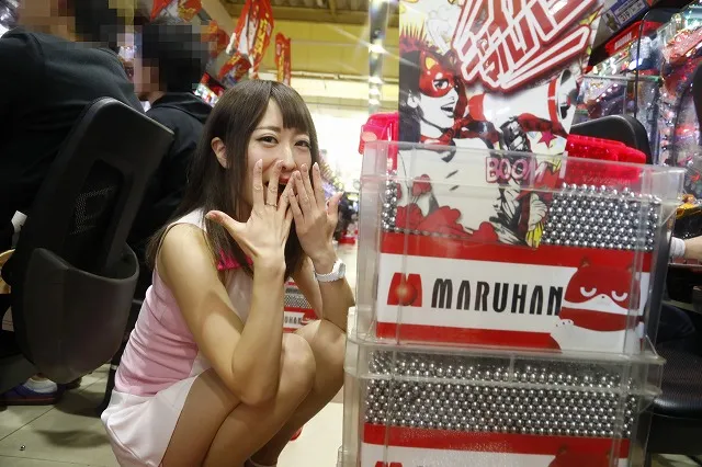 にゃんまるも〇〇仕様でお出迎え。「マルハン仙台泉店」で新台旧台織り