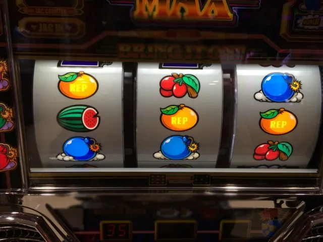 ビーマン８