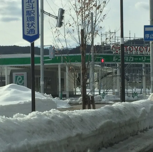 新函館北斗駅レンタカー－４