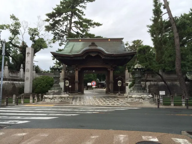 豊川稲荷８