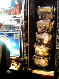 ドル箱は右側に２