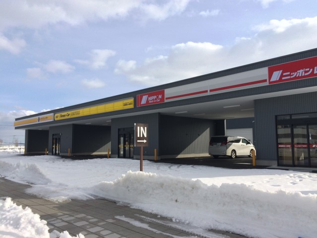 新函館北斗駅レンタカー－２