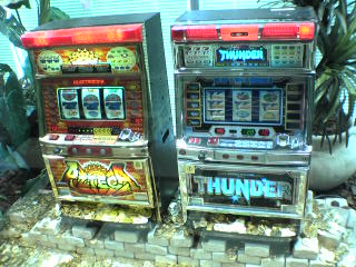 2005年サンダーV30・アステカ30